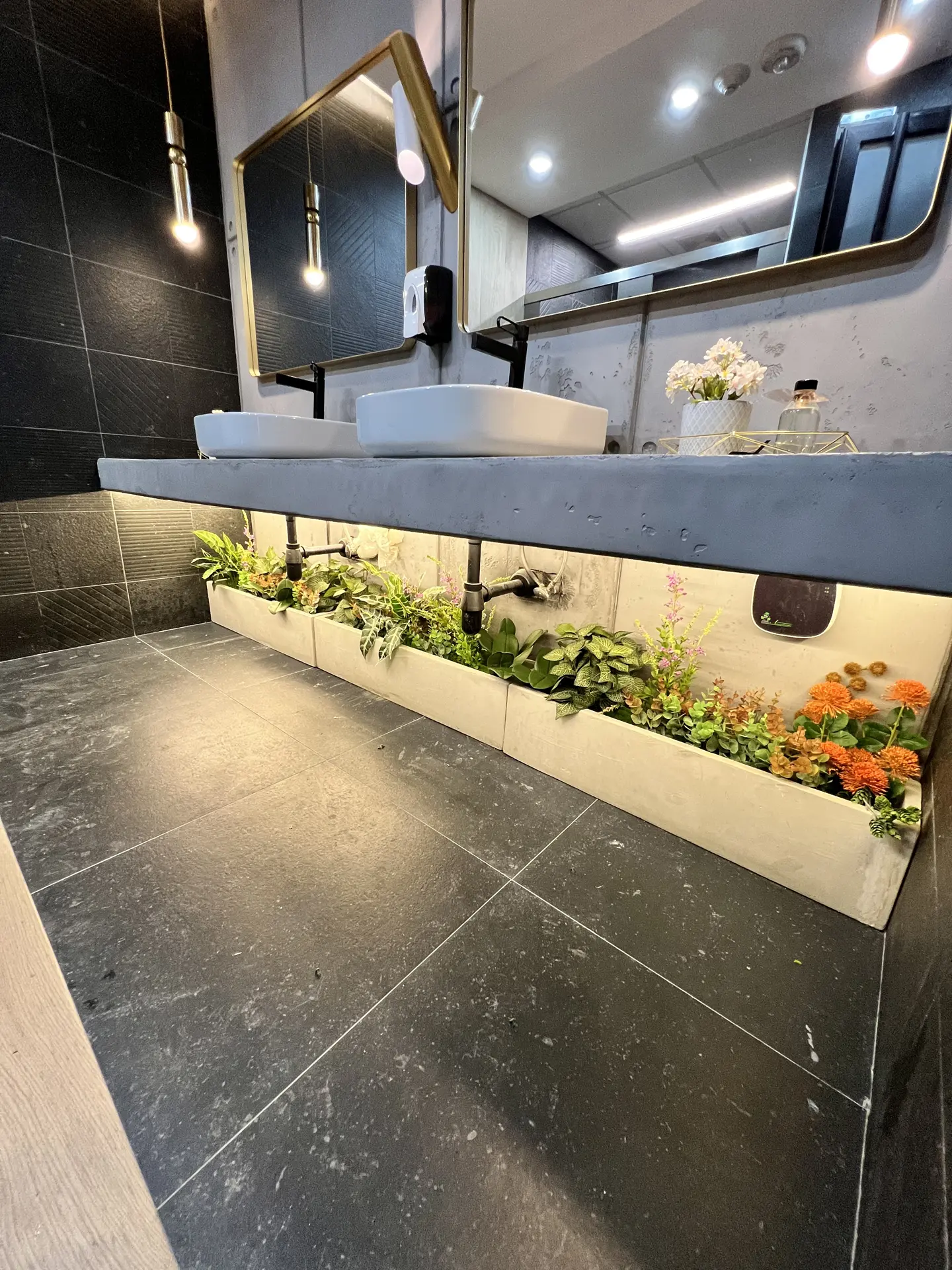 Decoracion Verde Variada Mueble de Bano