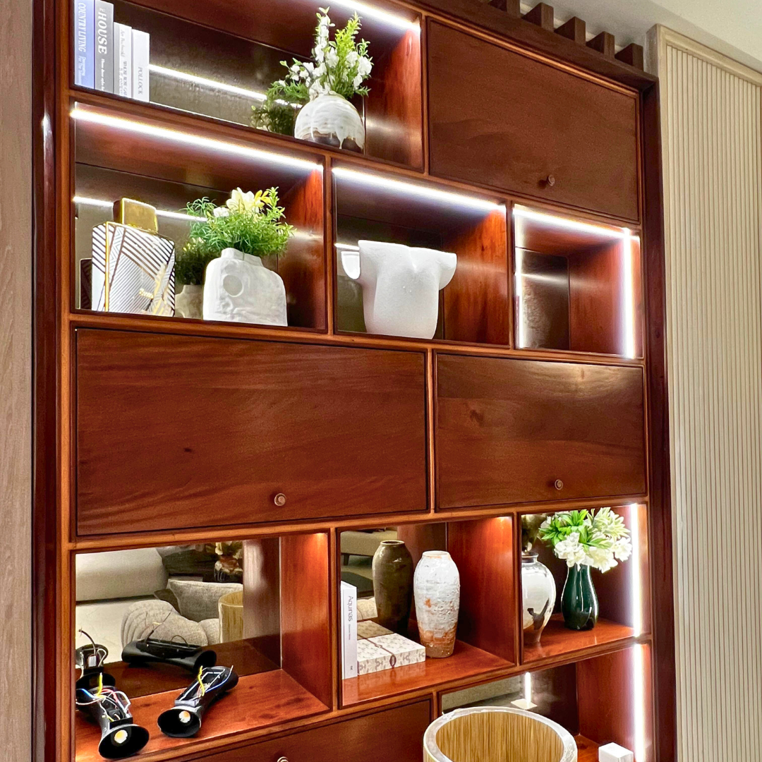 Decoracion Verde Variada en Mueble